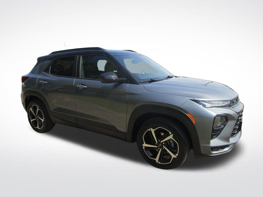 Used 2022 Chevrolet TrailBlazer RS w/ Sun and Liftgate Package image 6