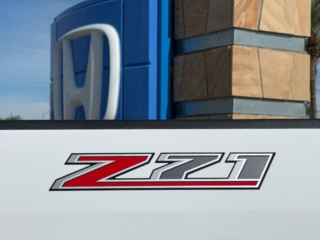 Used 2020 Chevrolet Colorado Z71 image 32