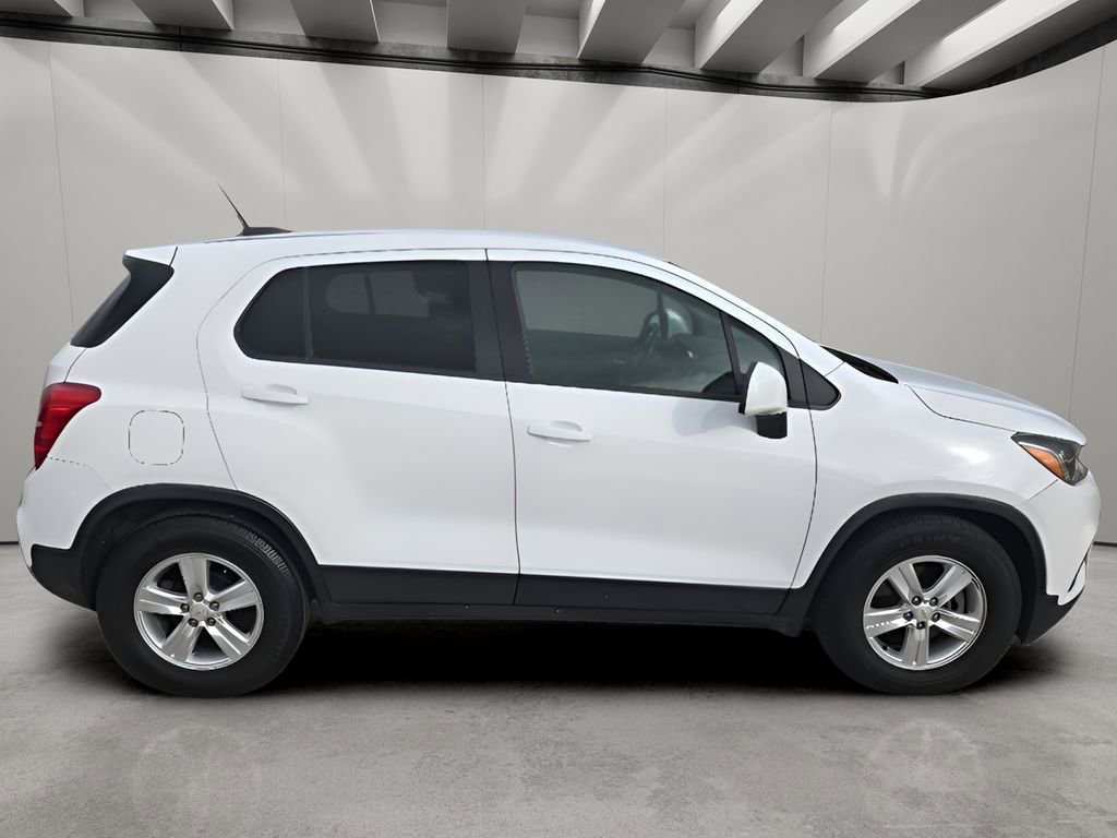 Used 2020 Chevrolet Trax LS w/ Tint and Cruise Package image 6