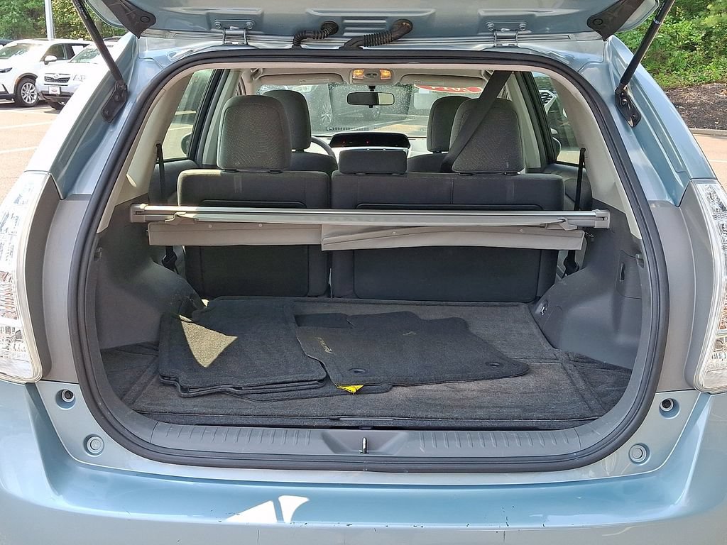 Used 2014 Toyota Prius V Three FWD image 29