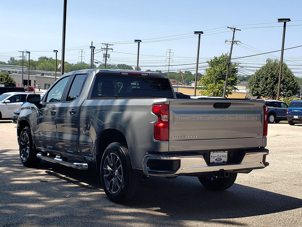 Used 2024 Chevrolet Silverado 1500 LT w/ Protection Package RWD image 7