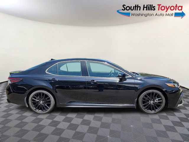 Used 2022 Toyota Camry XSE FWD image 7