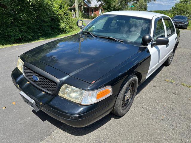 Used 2011 Ford Crown Victoria Police Interceptor image 1