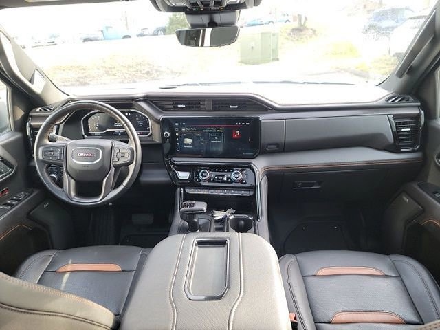 Certified 2022 GMC Sierra 1500 AT4 w/ AT4 Premium Package image 8