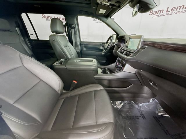 Used 2024 Chevrolet Suburban Z71 w/ Luxury Package image 31