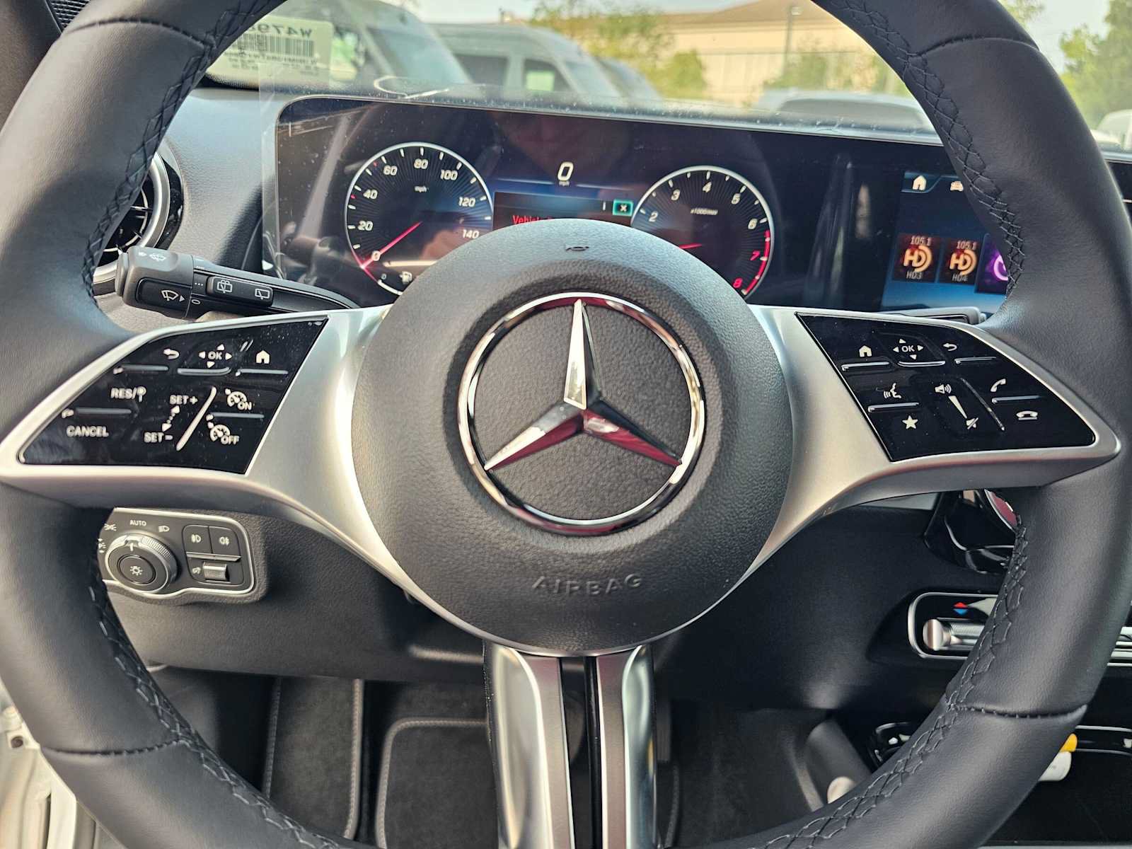 New 2026 Mercedes-Benz GLB 250 image 22