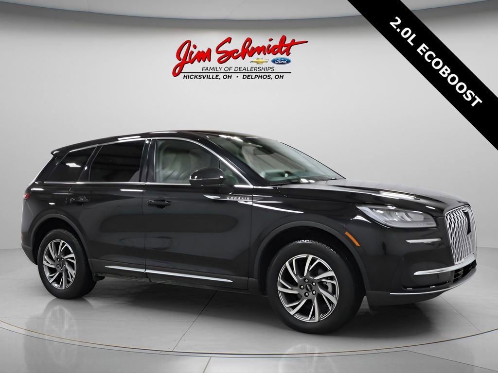 Used 2025 Lincoln Corsair AWD w/ Equipment Group 101A image 2