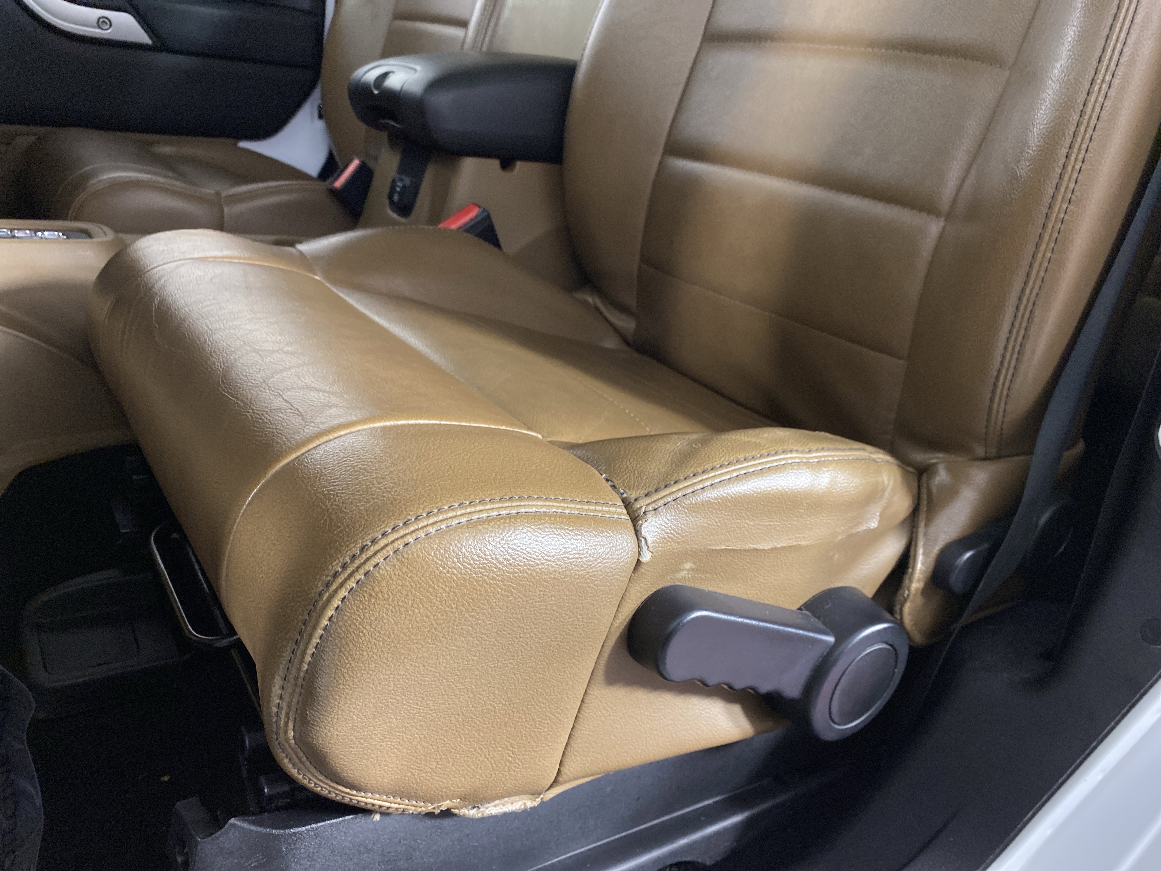 Used 2012 Jeep Wrangler Sahara w/ Connectivity Group image 16