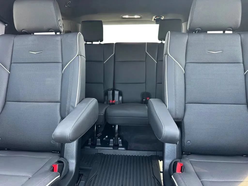 New 2026 Cadillac Escalade Sport w/ Touring Package AWD/4WD image 19