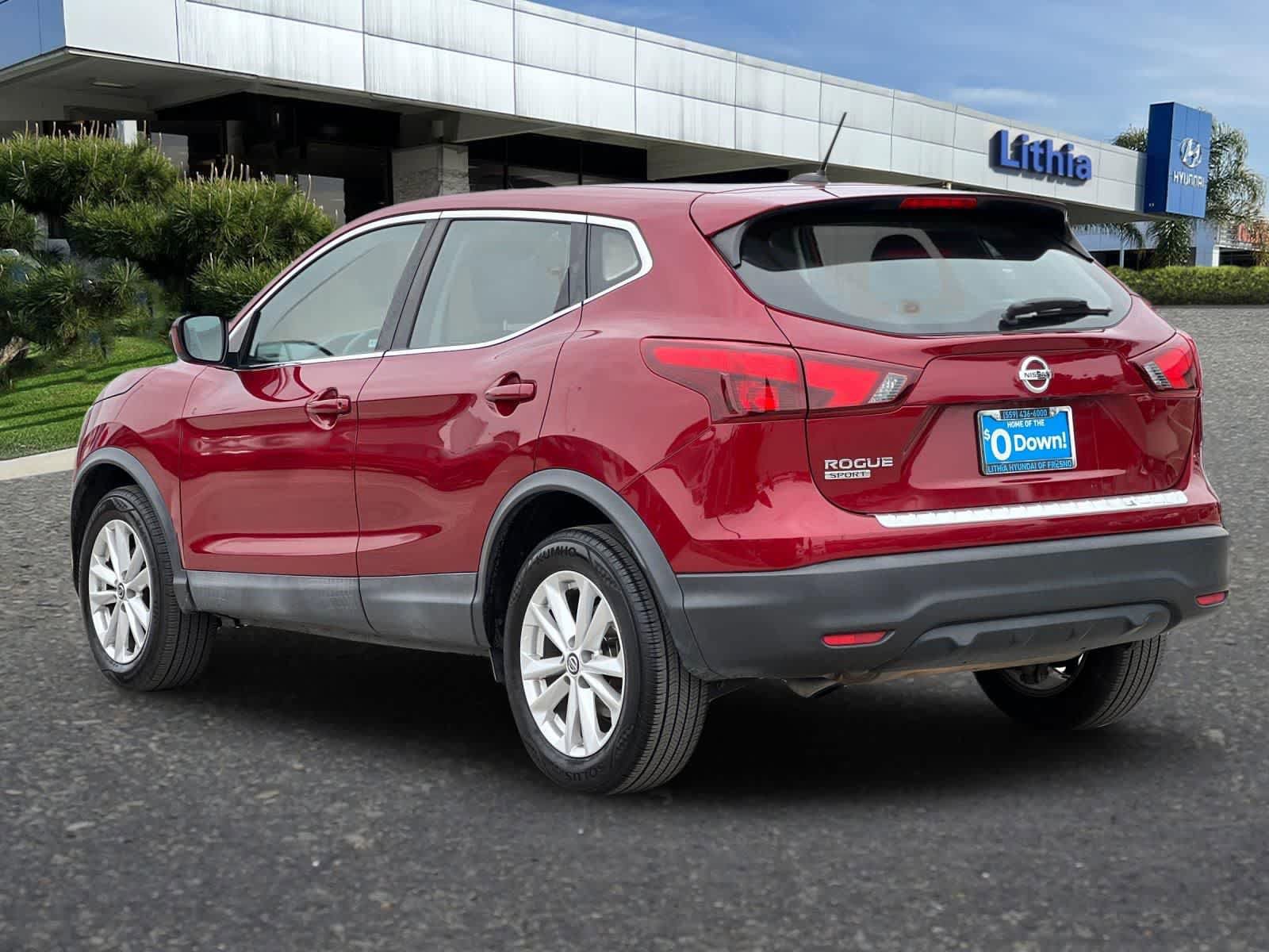 Used 2019 Nissan Rogue Sport S w/ Appearance Package FWD image 7