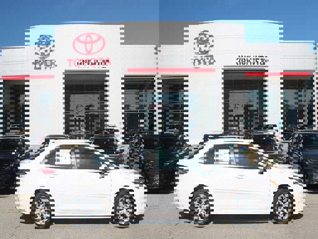 New 2026 Toyota Corolla LE image 1