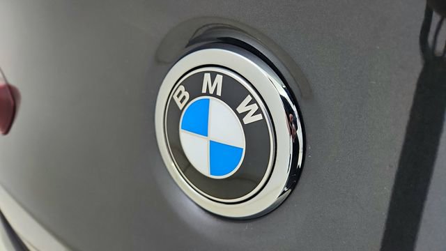 Used 2025 BMW X4 xDrive30i AWD/4WD image 16