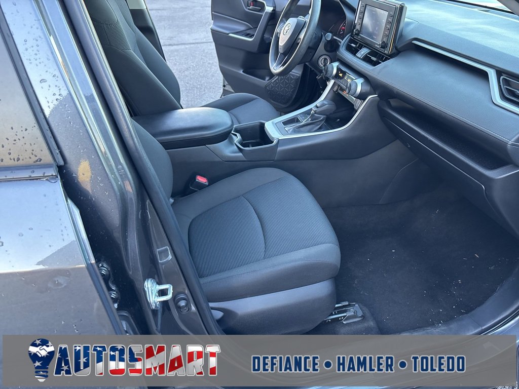 Used 2022 Toyota RAV4 LE image 42