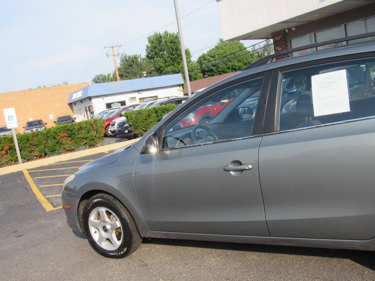 Used 2010 Hyundai Elantra SE w/ Popular Equipment Pkg 2 FWD image 9