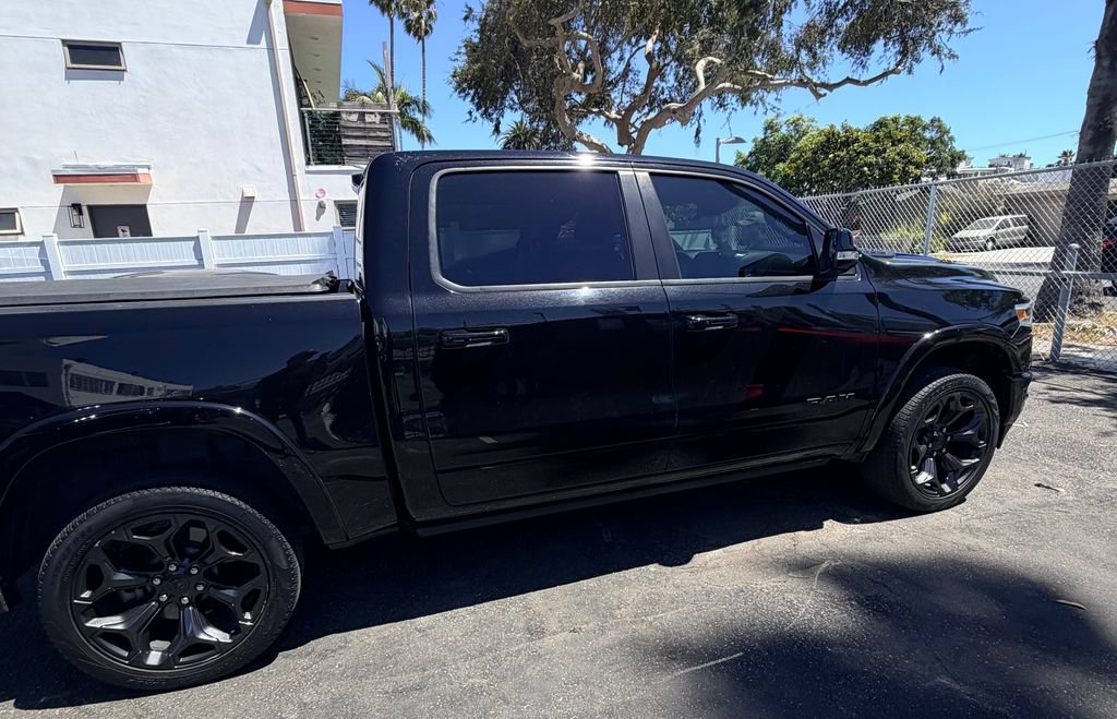 Used 2021 GMC Sierra 1500 Elevation w/ Preferred Package AWD/4WD image 3