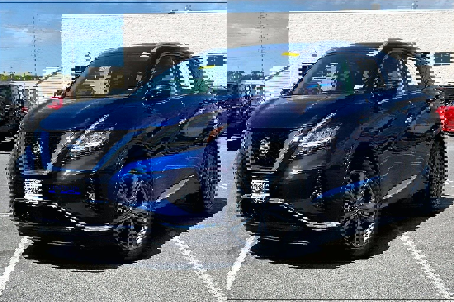 Used 2021 Nissan Murano Platinum w/ Cargo Package image 3