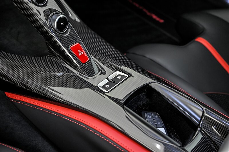 Used 2020 Ferrari 812 Superfast RWD image 46