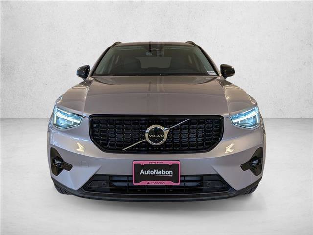 Certified 2026 Volvo XC40 B5 Ultra w/ Climate Package AWD/4WD image 2