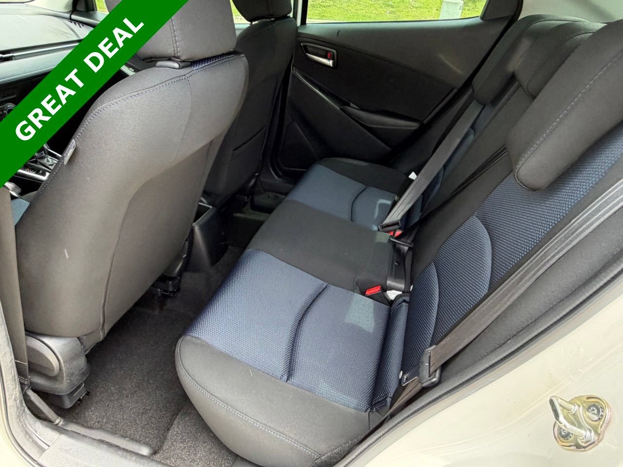 Used 2018 Toyota Yaris iA FWD image 29