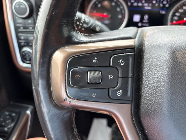 Used 2022 Chevrolet Silverado 1500 High Country w/ Technology Package AWD/4WD image 11