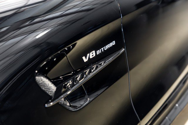 Used 2018 Mercedes-Benz AMG GT R image 13