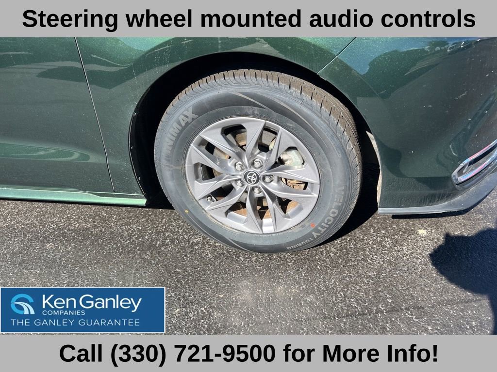 Used 2023 Toyota Sienna XLE image 21