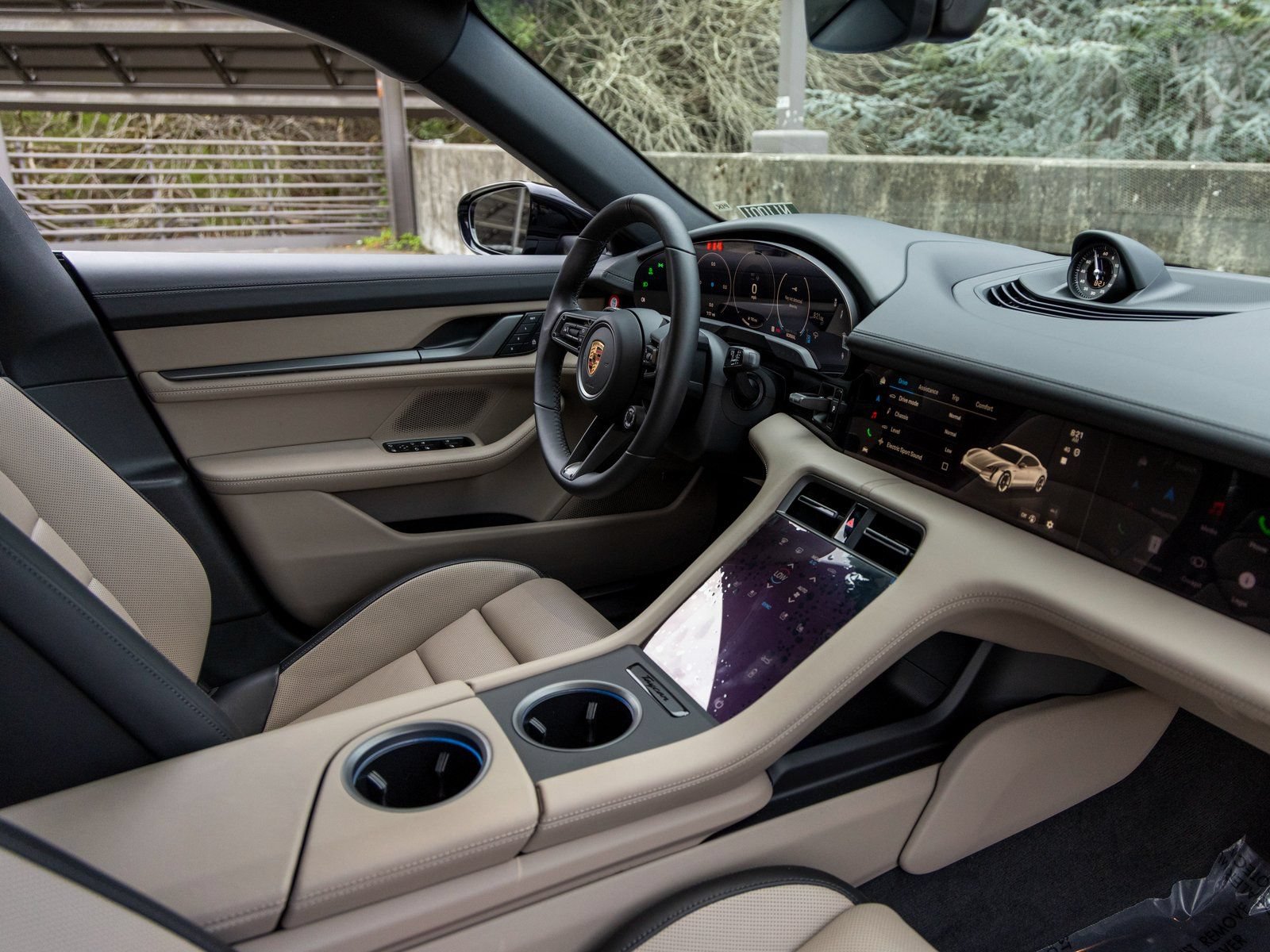 New 2025 Porsche Taycan 4S AWD/4WD image 47