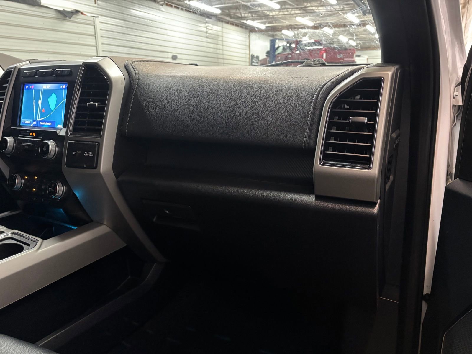 Used 2020 Ford F150 Lariat w/ Equipment Group 502A Luxury image 28