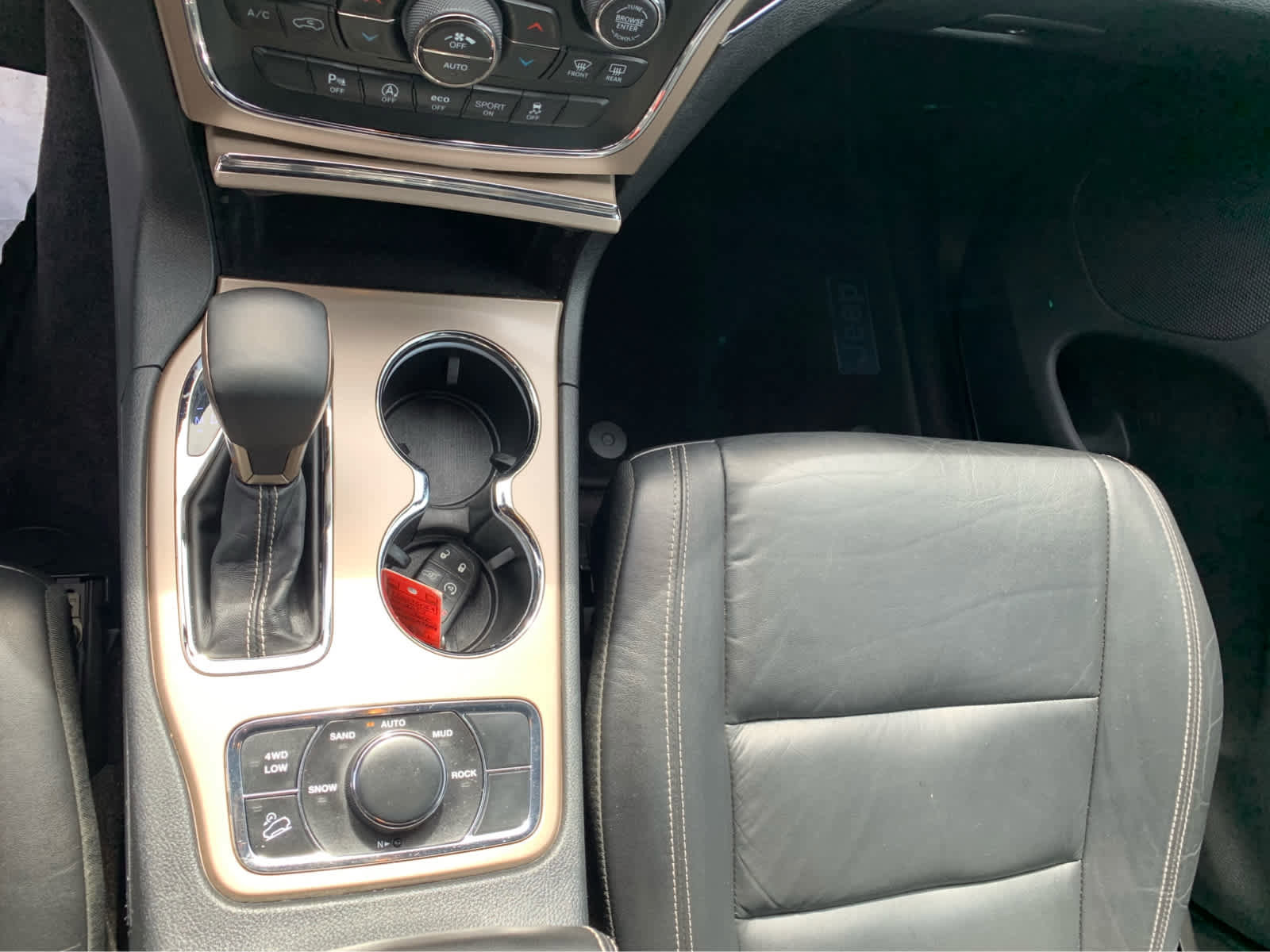 Used 2017 Jeep Grand Cherokee Limited image 20