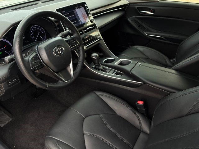 Certified 2020 Toyota Avalon XLE w/ Preferred Accessory Package FWD image 11