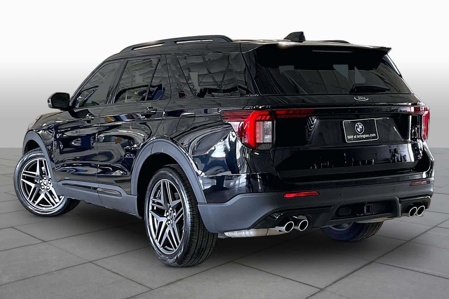 Used 2025 Ford Explorer ST w/ Sun And Sound Package AWD/4WD image 10