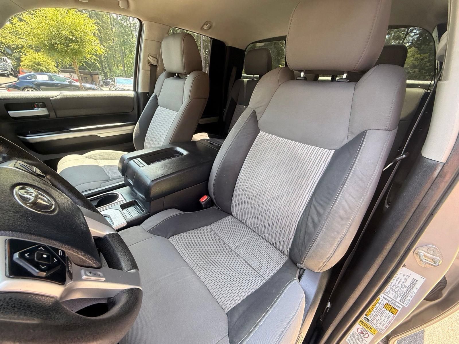 Used 2016 Toyota Tundra SR5 w/ SR5 Upgrade Package RWD image 48