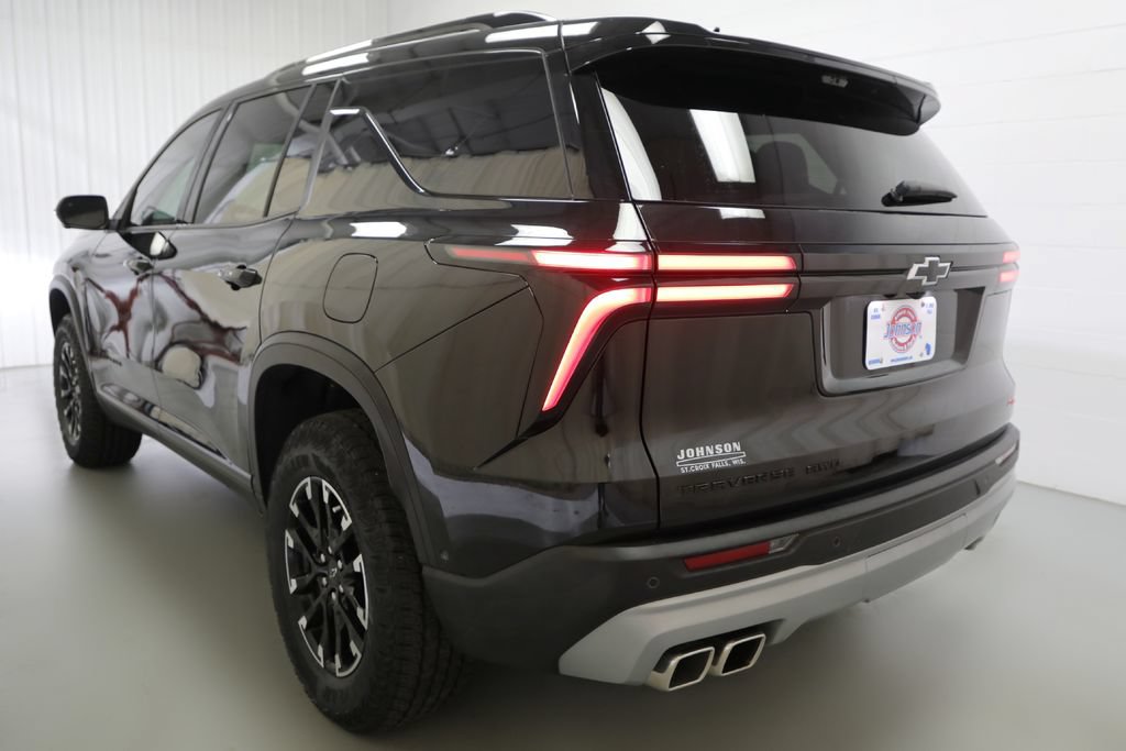 Used 2024 Chevrolet Traverse Z71 w/ Enhanced Driving Package AWD/4WD image 23