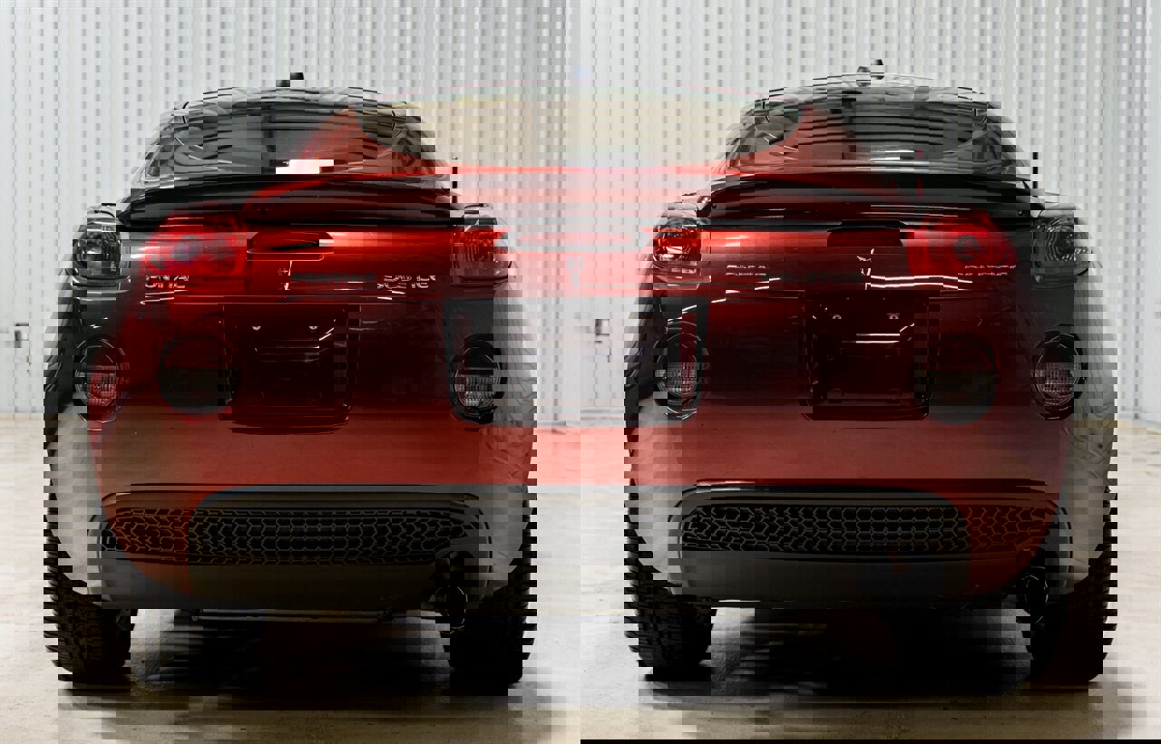 Used 2009 Pontiac Solstice Coupe w/ Premium Package image 7