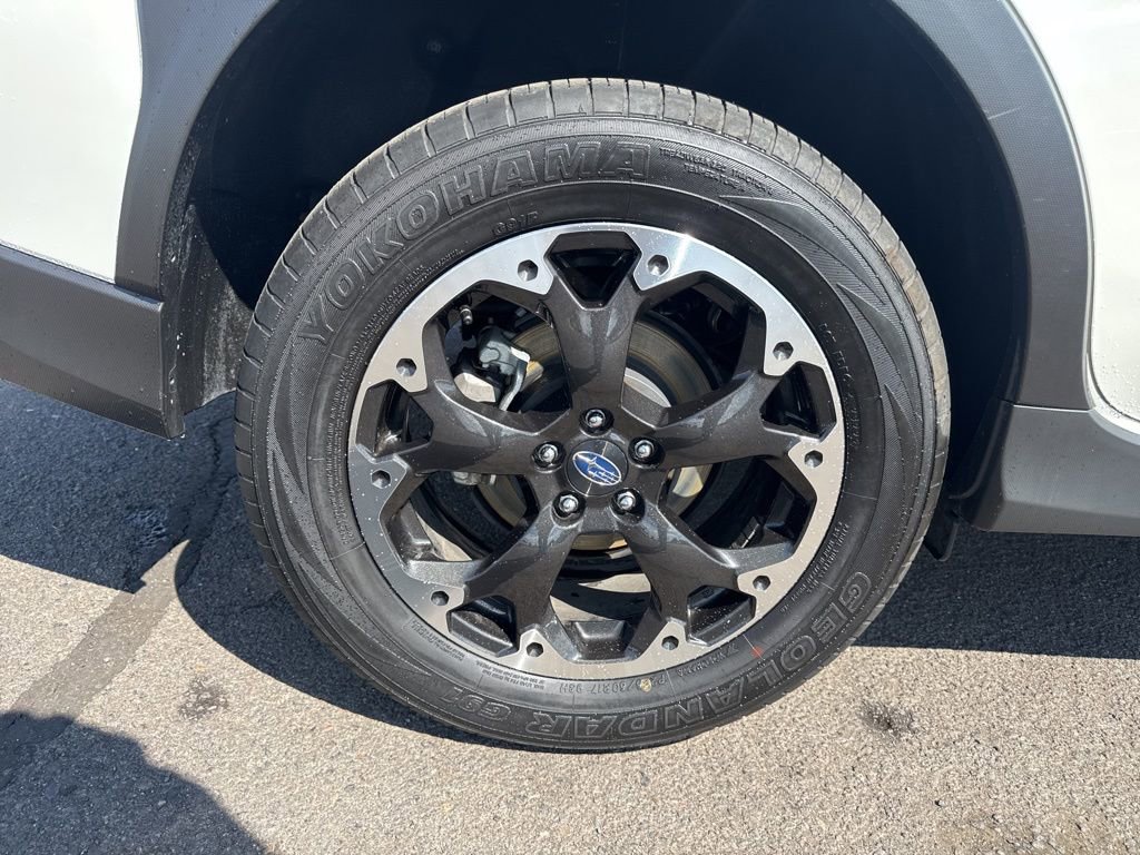 Certified 2023 Subaru Crosstrek 2.0i image 9