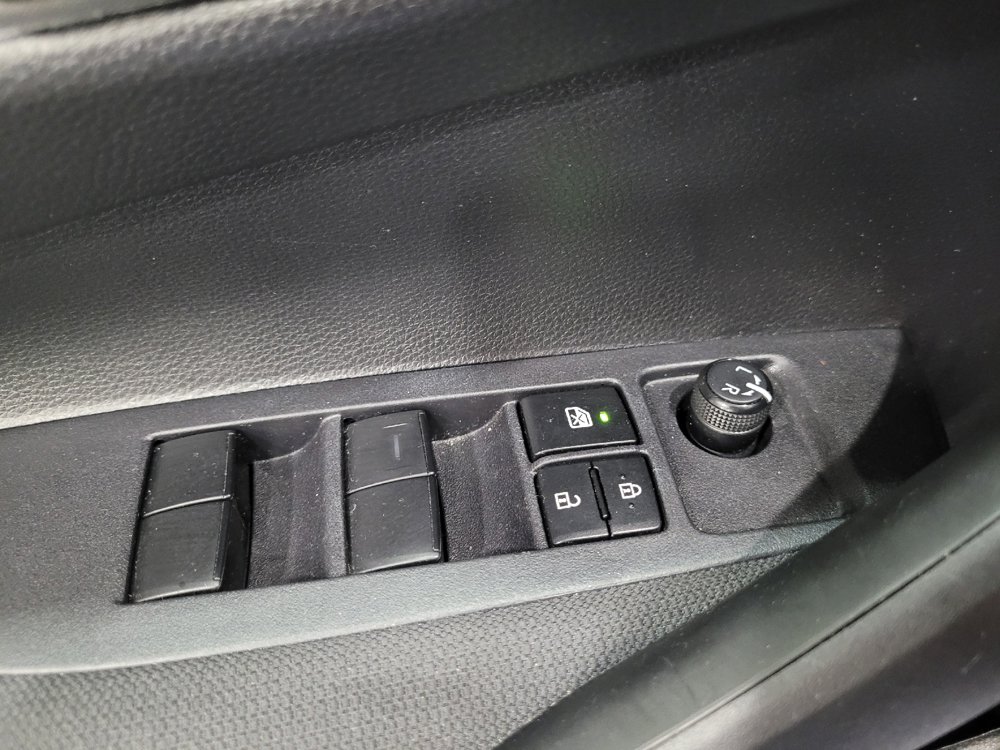 Used 2024 Toyota Corolla LE FWD image 27