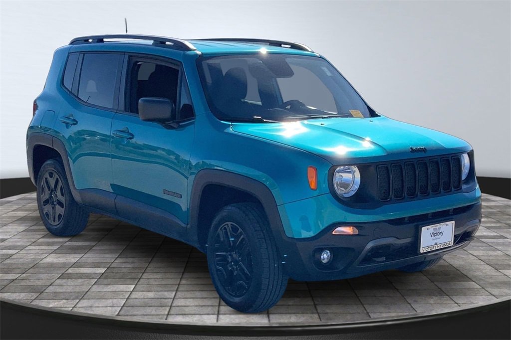 Used 2019 Jeep Renegade Sport image 3
