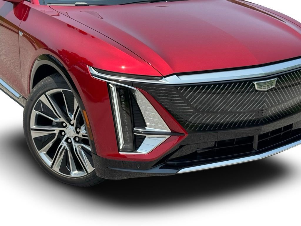 New 2025 Cadillac Lyriq Luxury image 6