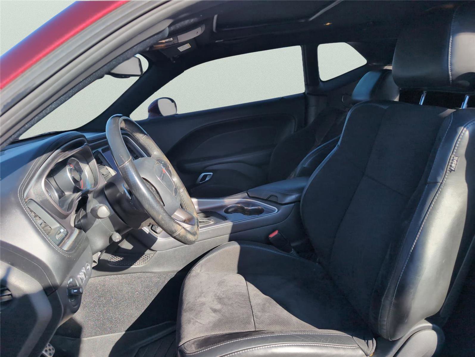 Used 2020 Dodge Challenger R/T w/ Plus Package image 13