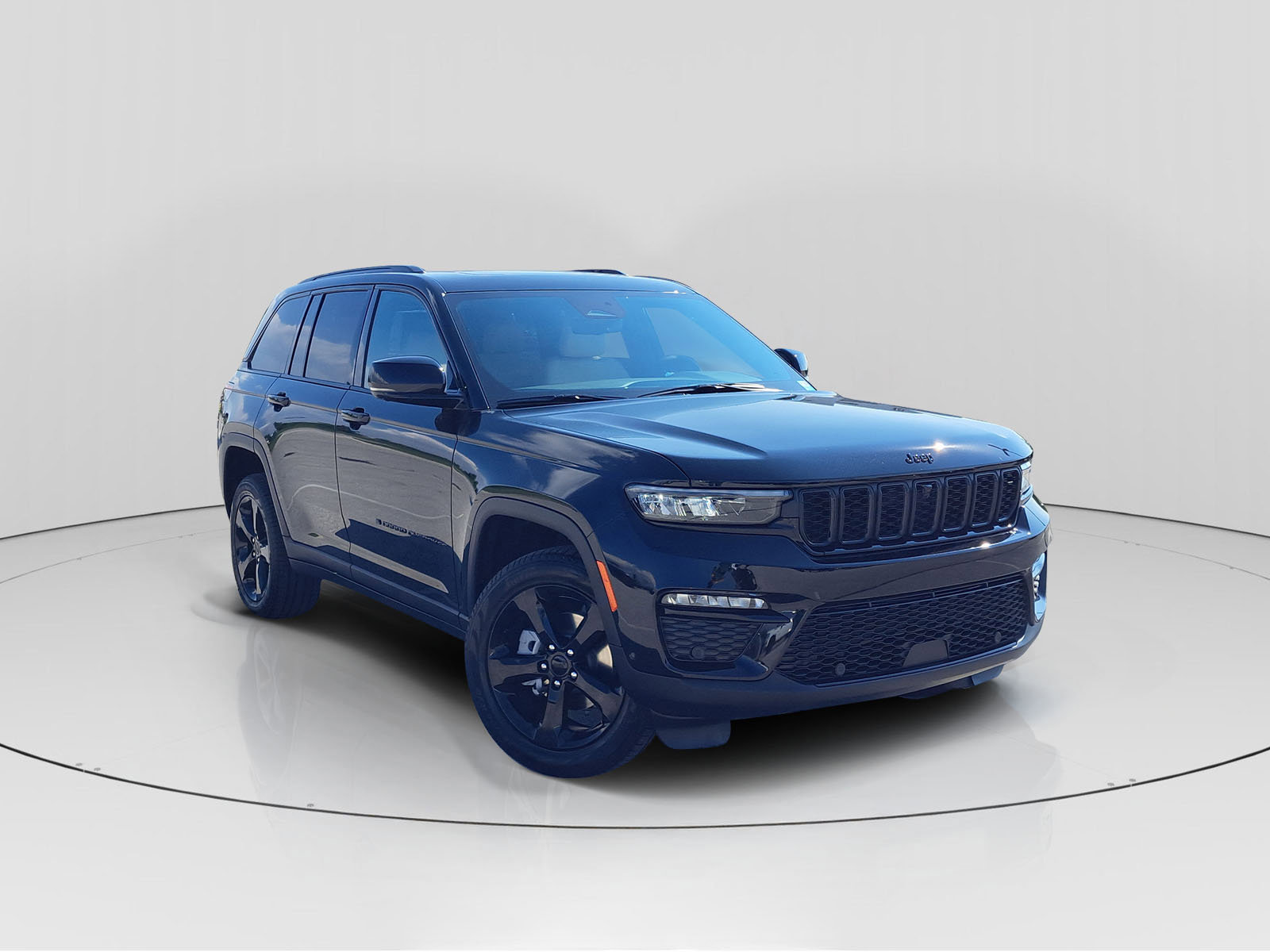 New 2025 Jeep Grand Cherokee Limited w/ Luxury Tech Group II image 1