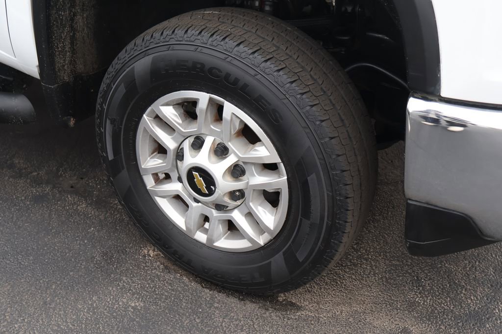 Used 2022 Chevrolet Silverado 2500 LT w/ Convenience Package image 8
