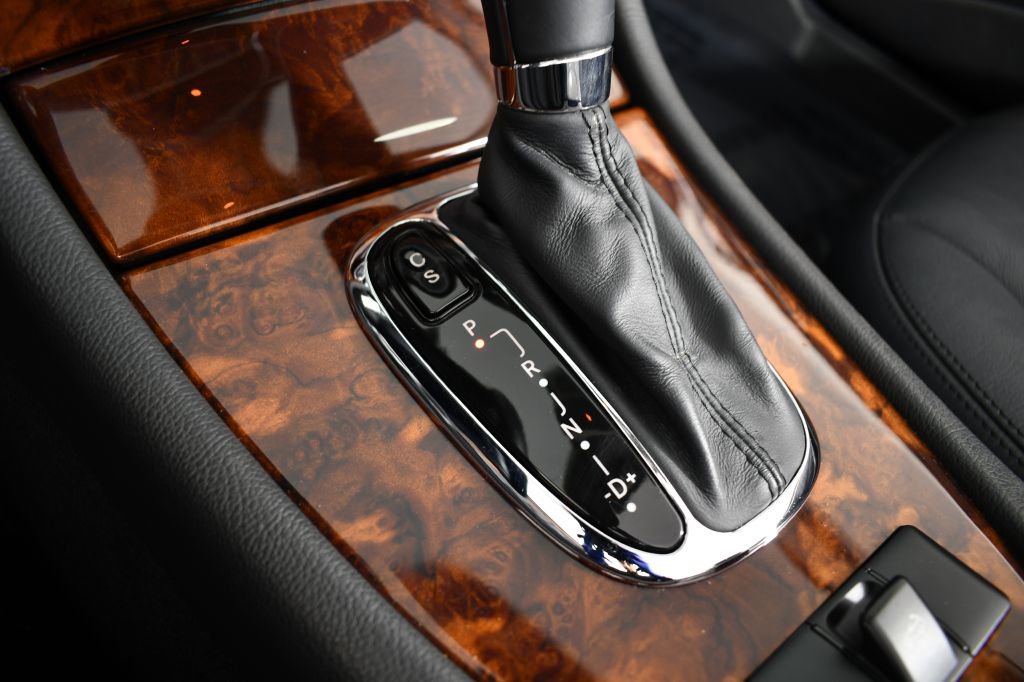 Used 2005 Mercedes-Benz CLK 500 Cabriolet image 38