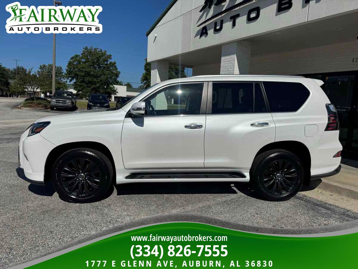 Used 2023 Lexus GX 460 Premium w/ Accessory Package AWD/4WD image 9