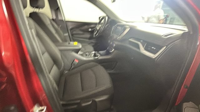 Used 2023 GMC Terrain SLE w/ Driver Convenience Package AWD/4WD image 28