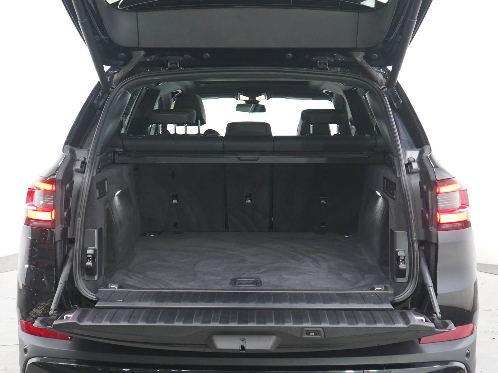 Used 2022 BMW X5 xDrive40i AWD/4WD image 18