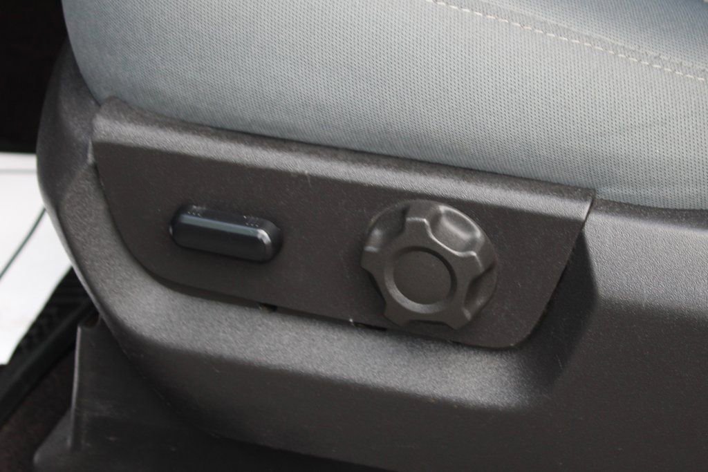 Used 2016 Ford F250 XLT w/ XLT Value Package image 17