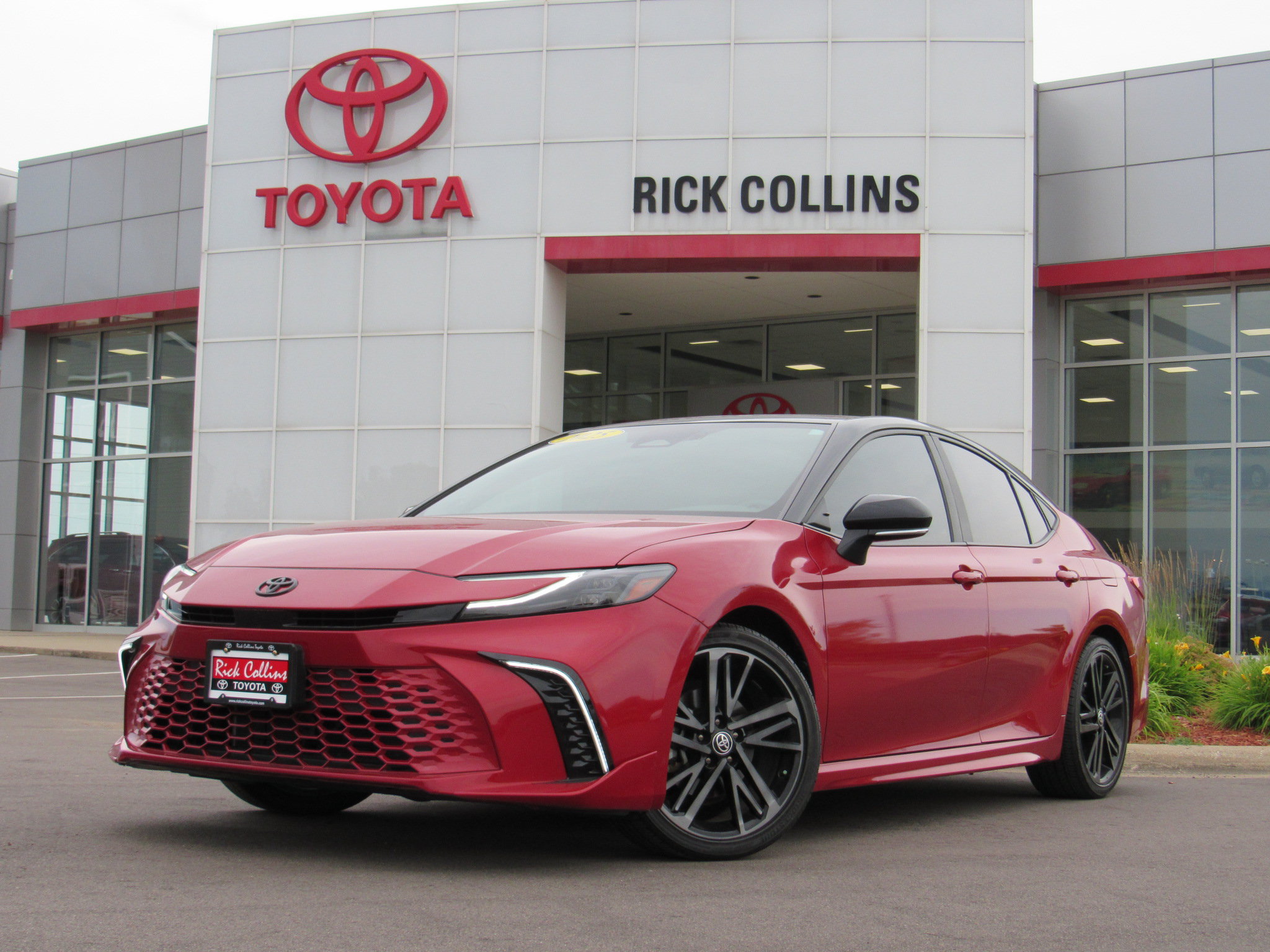 Used 2025 Toyota Camry XSE w/ Premium Package