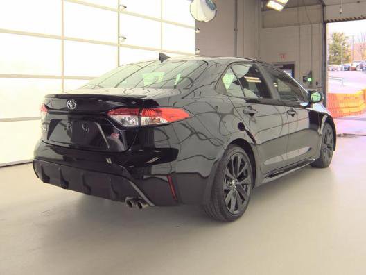Used 2024 Toyota Corolla SE FWD image 4