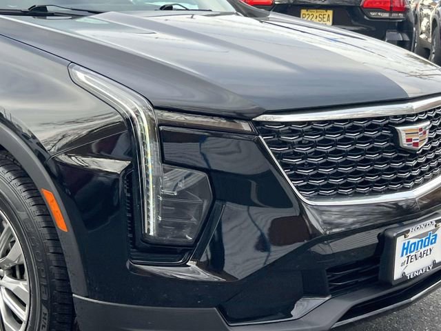 Used 2024 Cadillac XT4 Premium Luxury image 8
