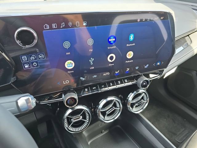 New 2025 Chevrolet Blazer EV LT AWD/4WD image 13